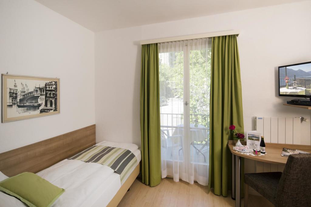 Garten Hotel Dellavalle Brione sopra Minusio Exterior photo